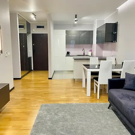 Nowoczesne Mieszkanie Z Miejscem Postojowym Apartment Warsaw